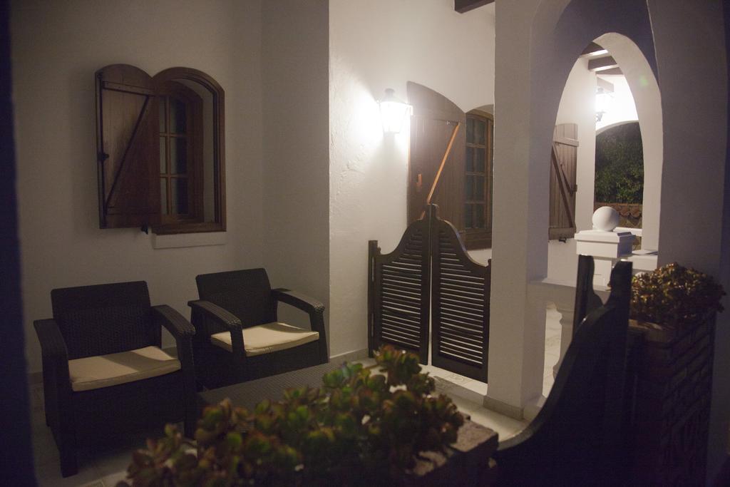 Hostal Mar De Frente Los Canos De Meca Exterior photo