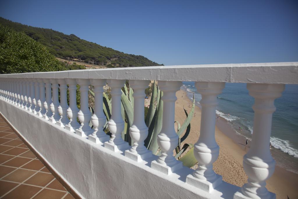 Hostal Mar De Frente Los Canos De Meca Exterior photo