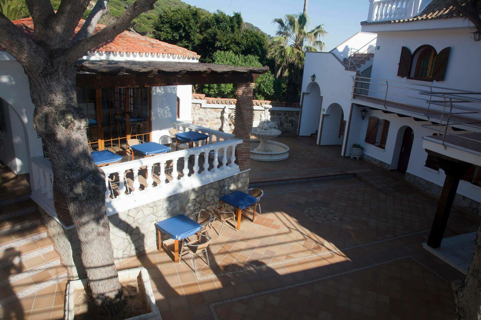 Hostal Mar De Frente Los Canos De Meca Exterior photo